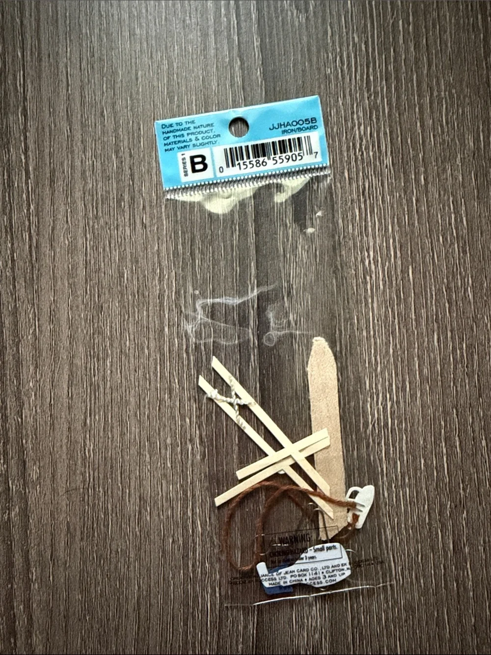 ❤️$5 Jolee's Boutique Iron Board